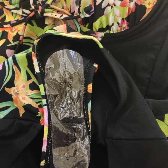 Floral Halter Top - Black with Multicolor Flowers - Picture 5 of 6